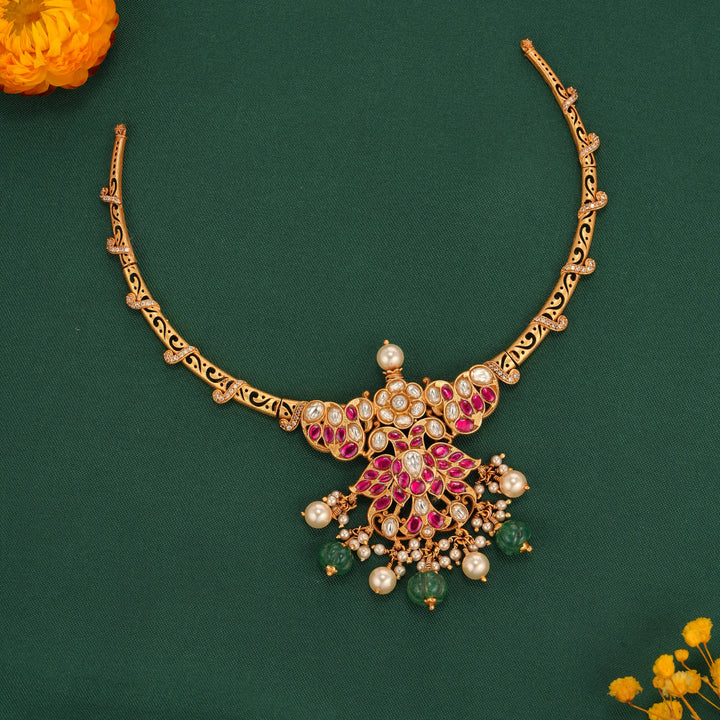 Hridya Kundan Short Necklace