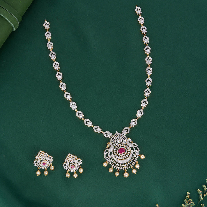 Livia Short Necklace Set