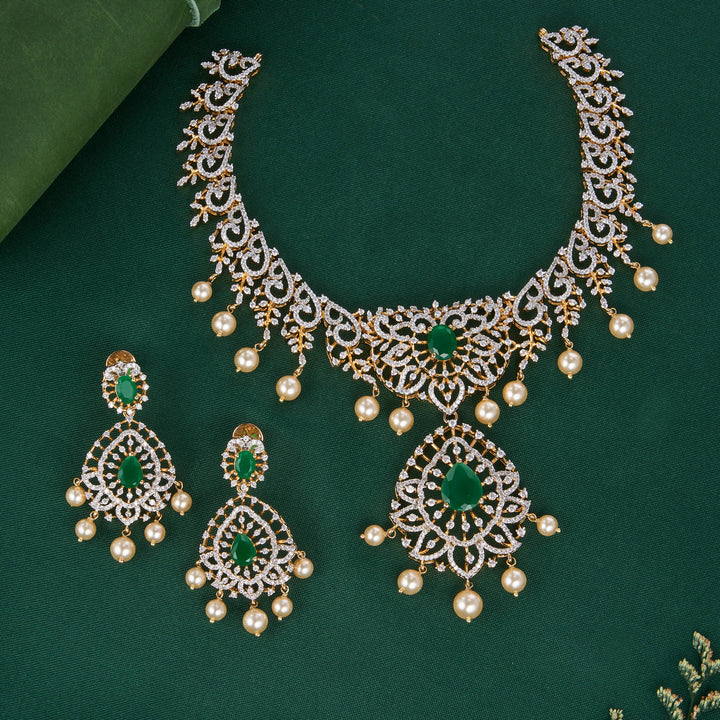 Viviana Short Necklace Set