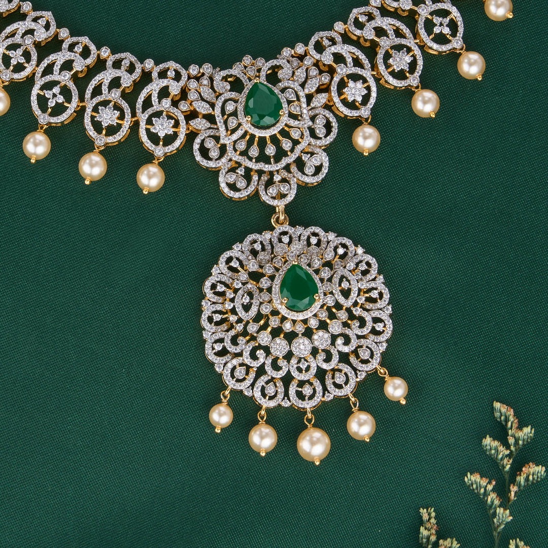 Romola Short Necklace Set