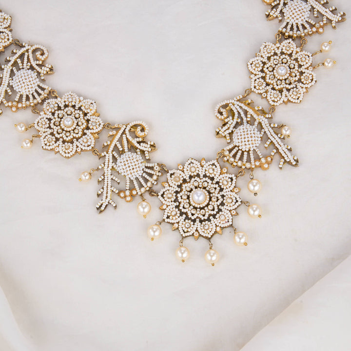 Royal Muse Long Necklace