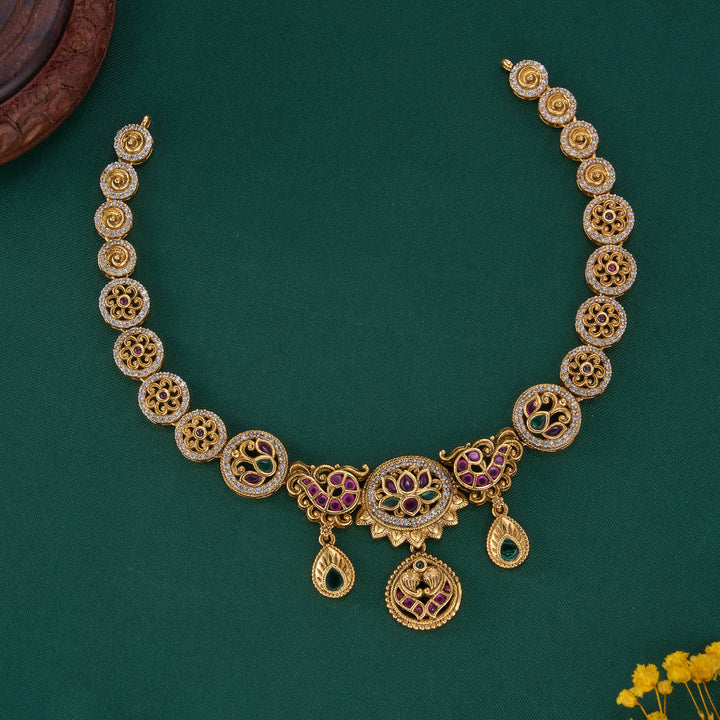 Glimmer Stone Short  Necklace