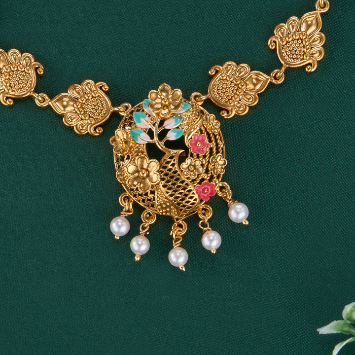 Advika 3D Spl Short Necklace