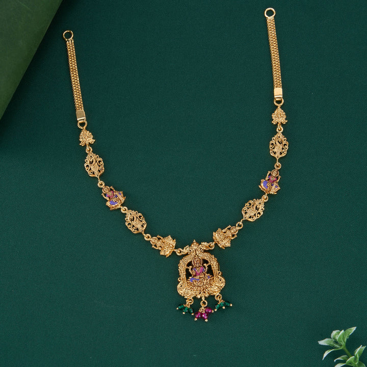 Charvikha 3D Spl Short Necklace