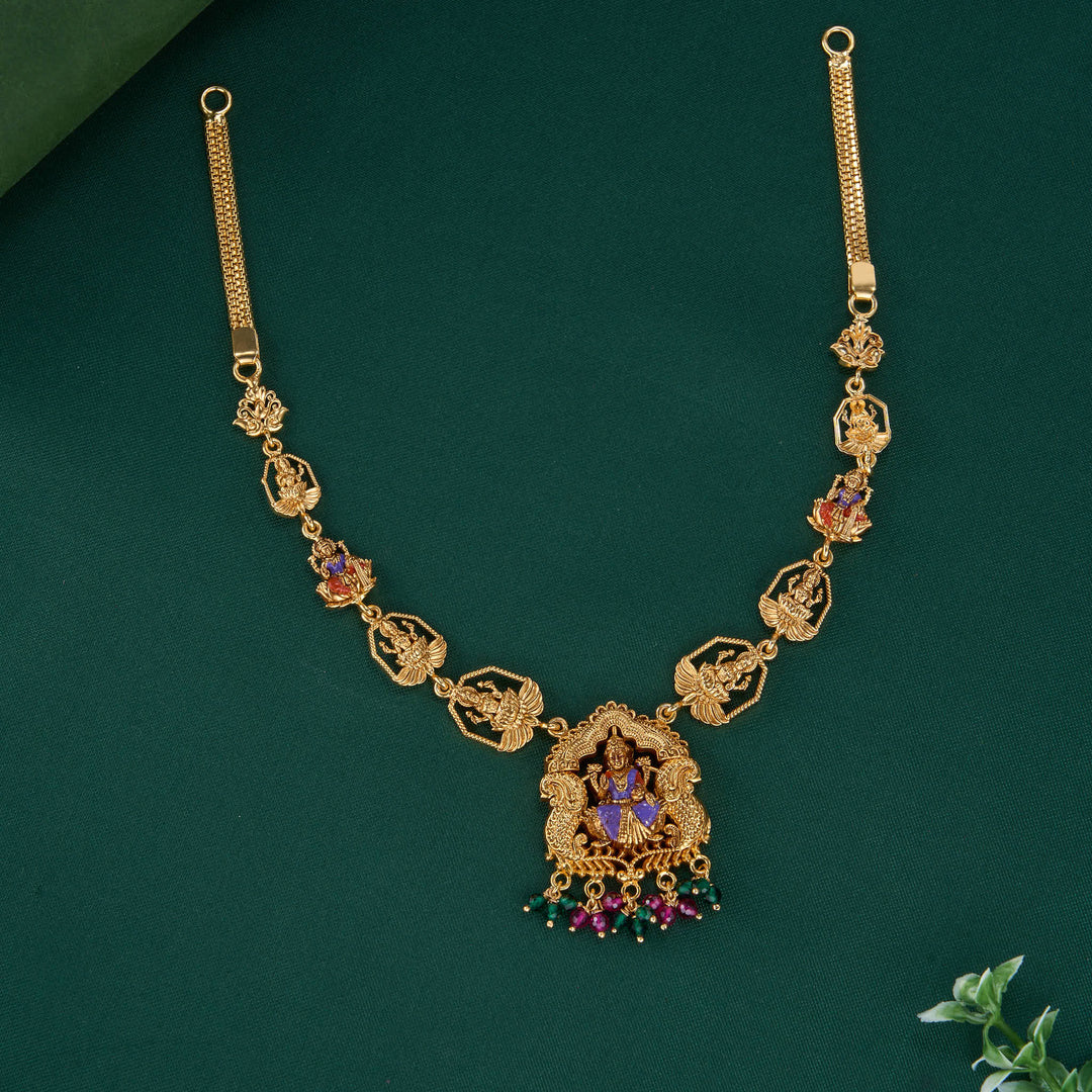 Vidhya 3D Spl Short Necklace