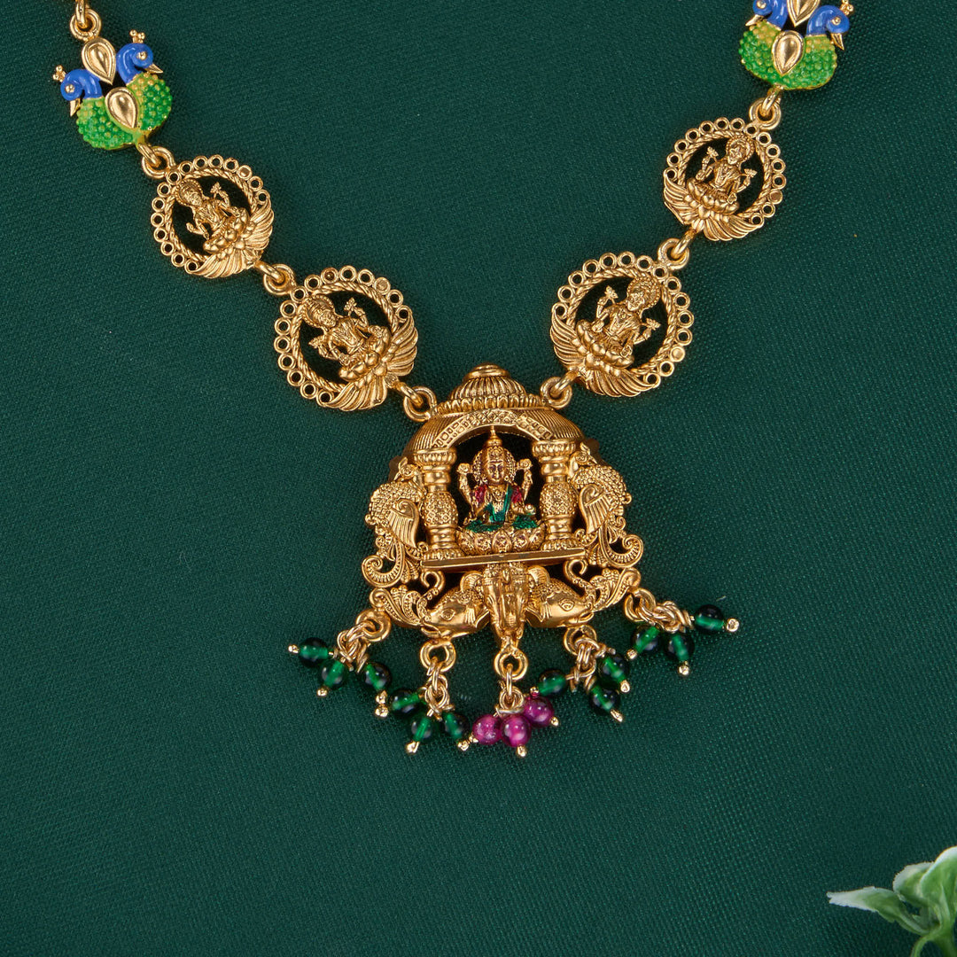 Lavina 3D Spl Short Necklace
