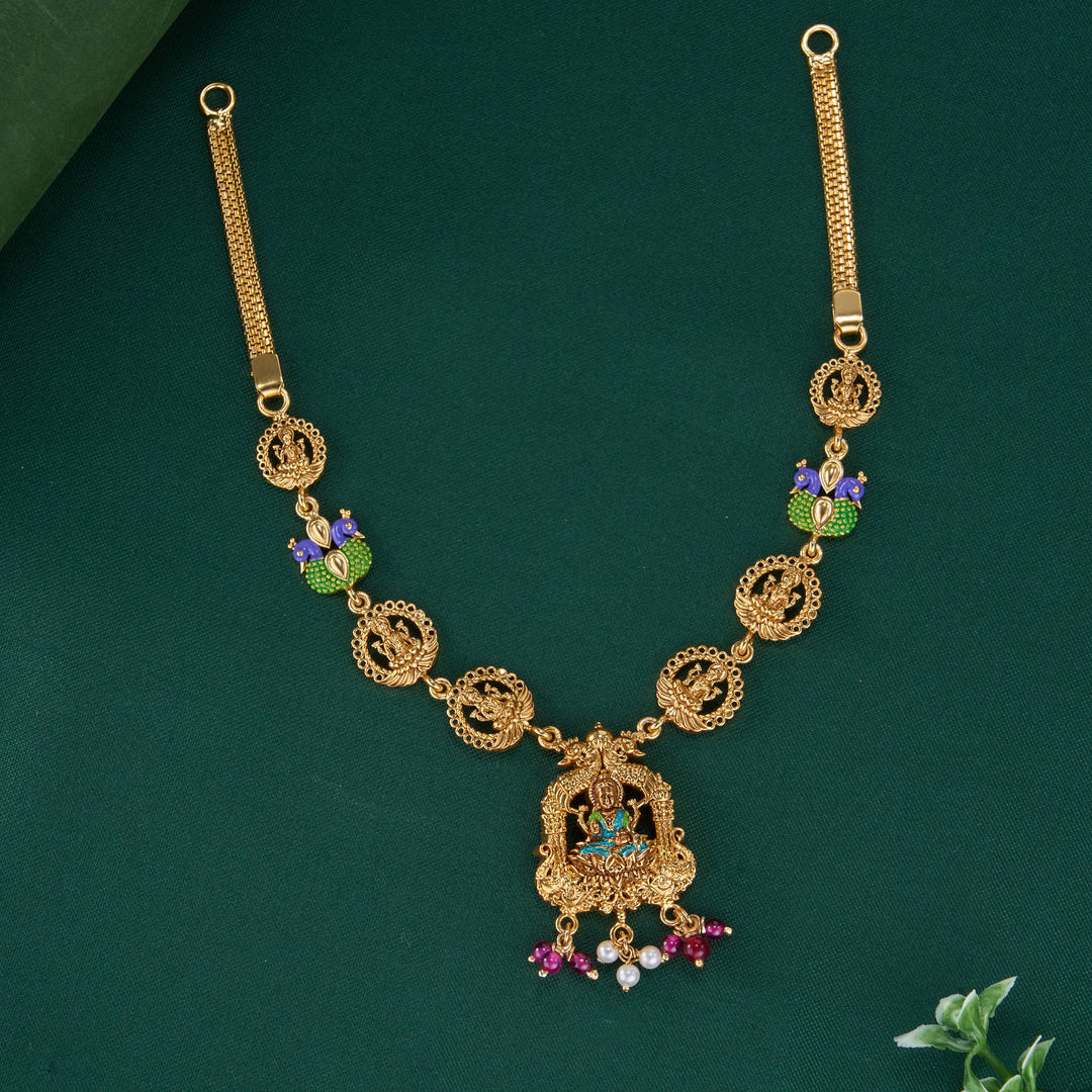 Chaarvikha 3D Spl Short Necklace