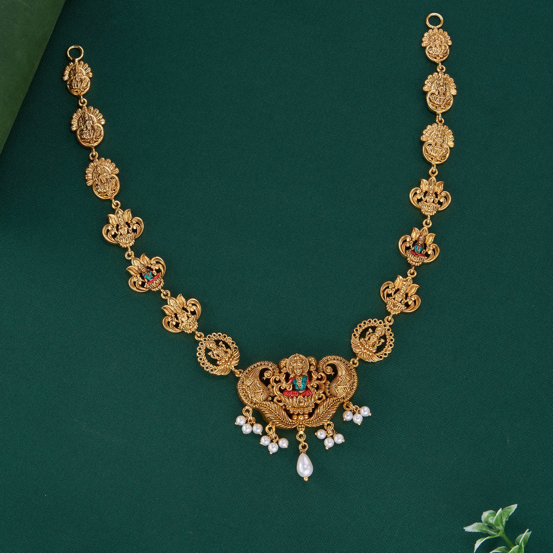 Shivya 3D Spl Short Necklace