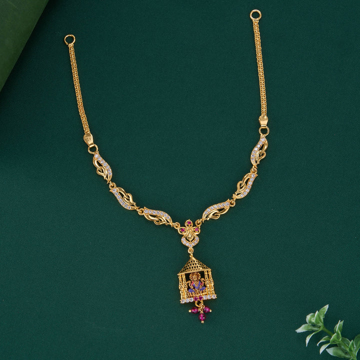 Taahira 3D Spl Short Necklace
