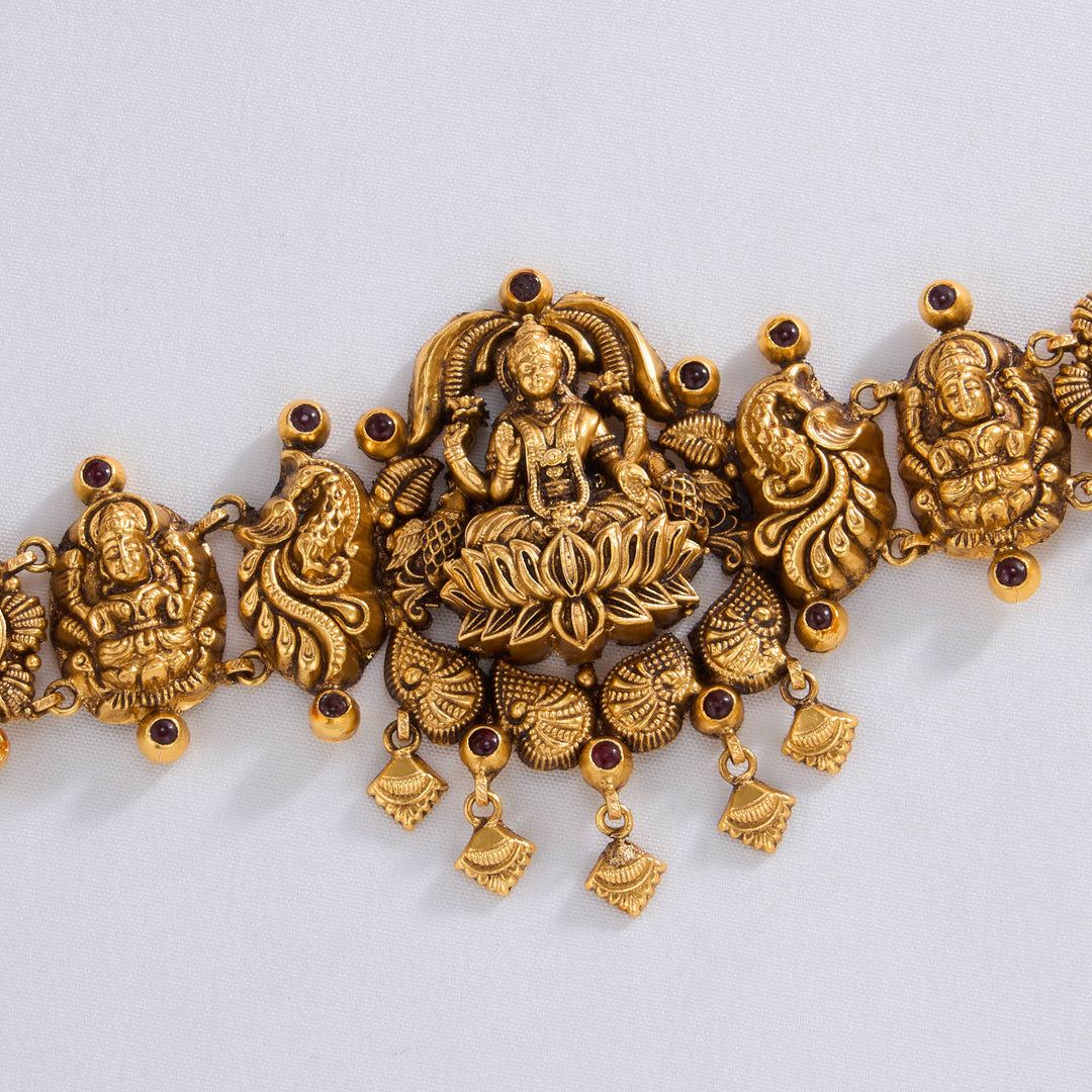 Classy Nagas Choker