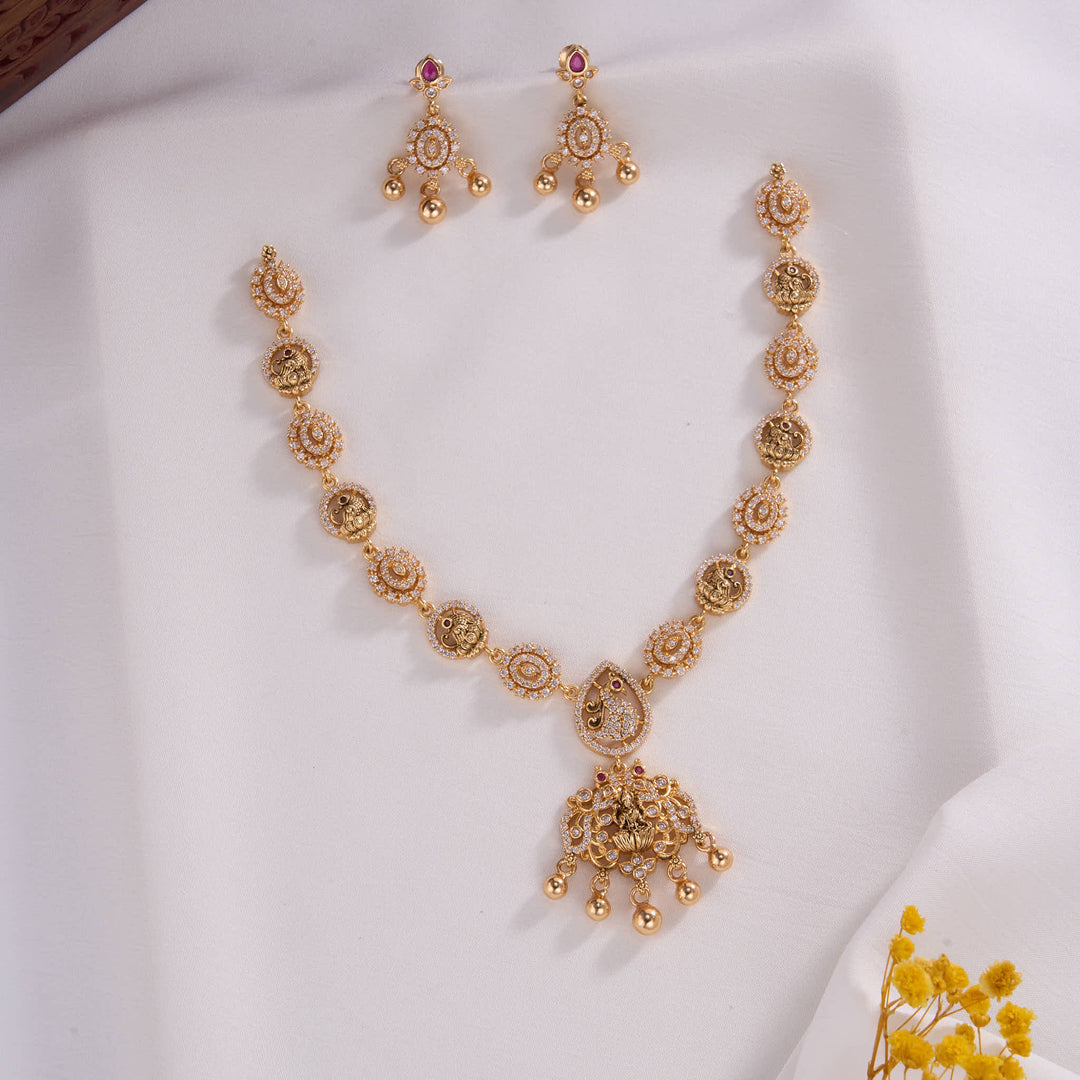 Dheekshi Nagas Short Necklace Set