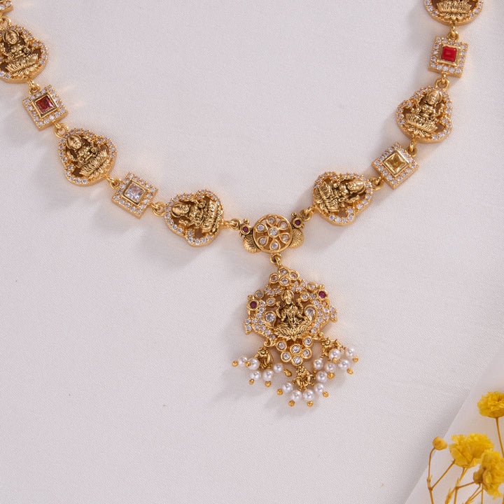 Vibusha Nagas Short Necklace Set