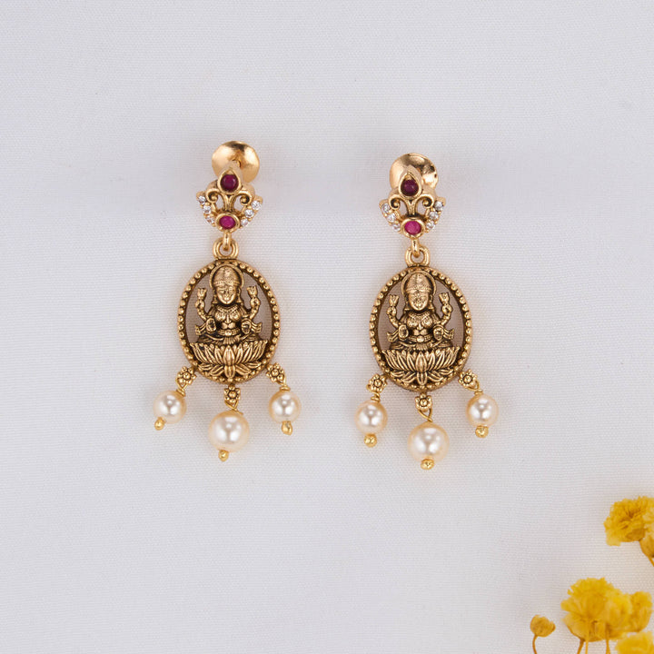 Impressive Nagas Short Necklace Set