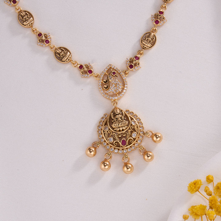 Shanaga Nagas Short Necklace Set