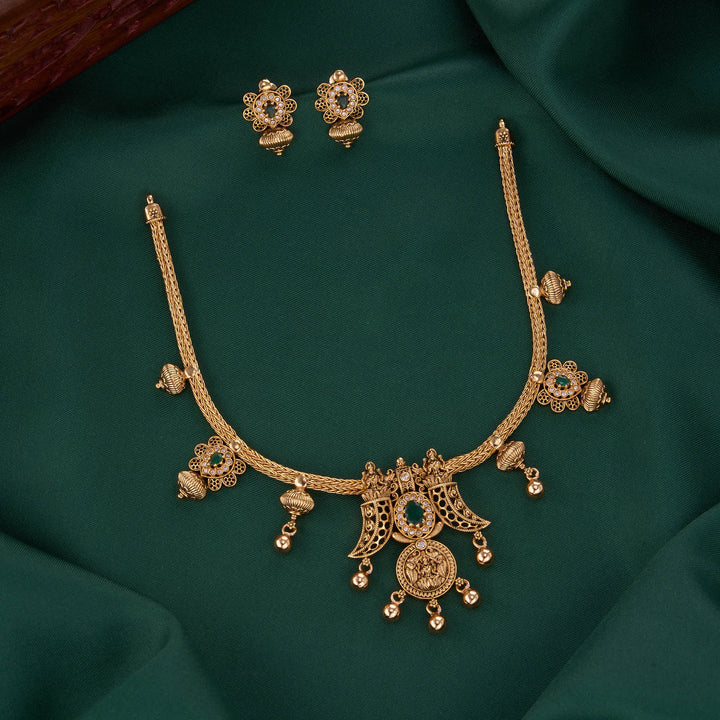 Nadhikaa Nagas Short Necklace Set