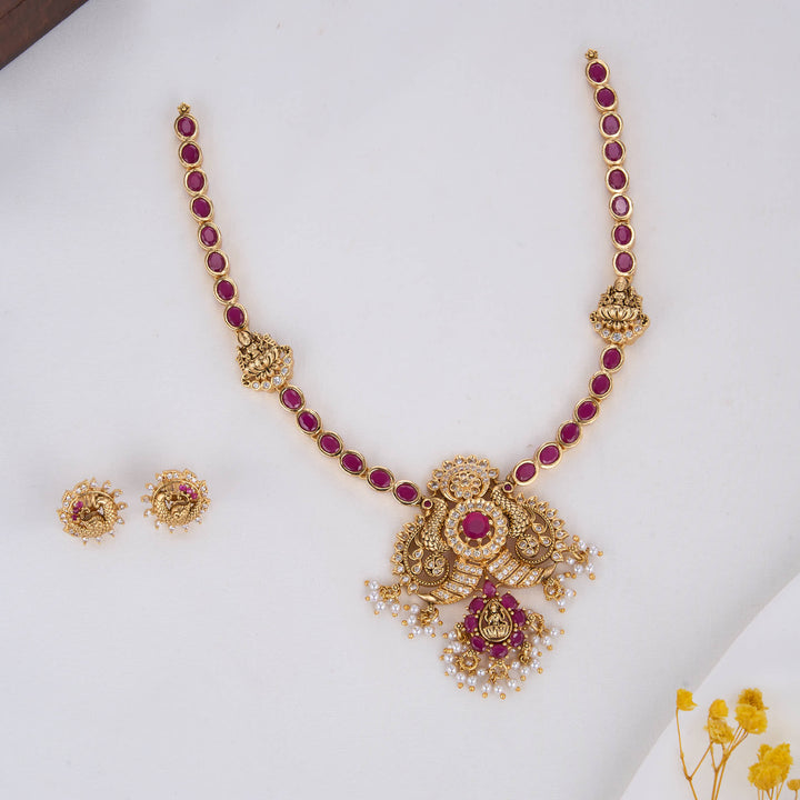 Glitzora Nagas Short Necklace Set