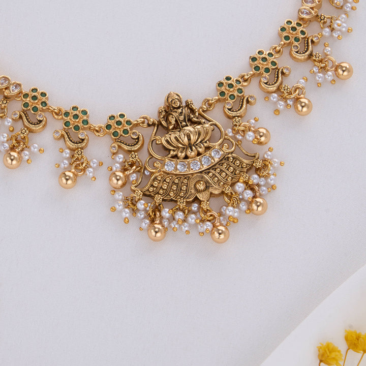 Shrisha Nagas Short Necklace Set