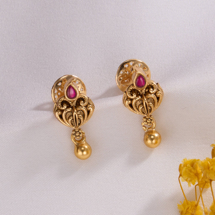 Alluring Nagas Short Necklace Set