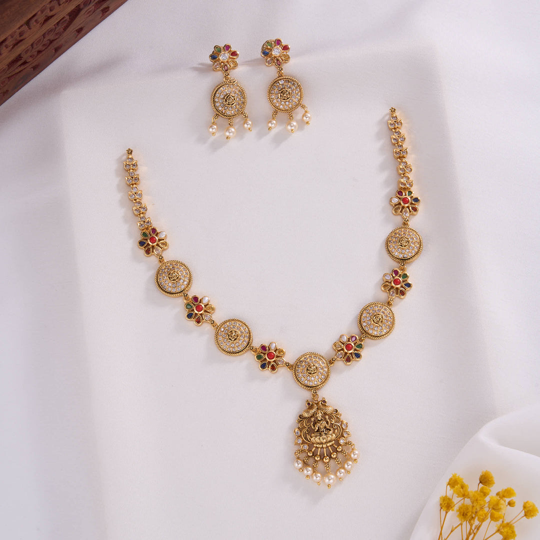 Radiant Nagas Short Necklace Set