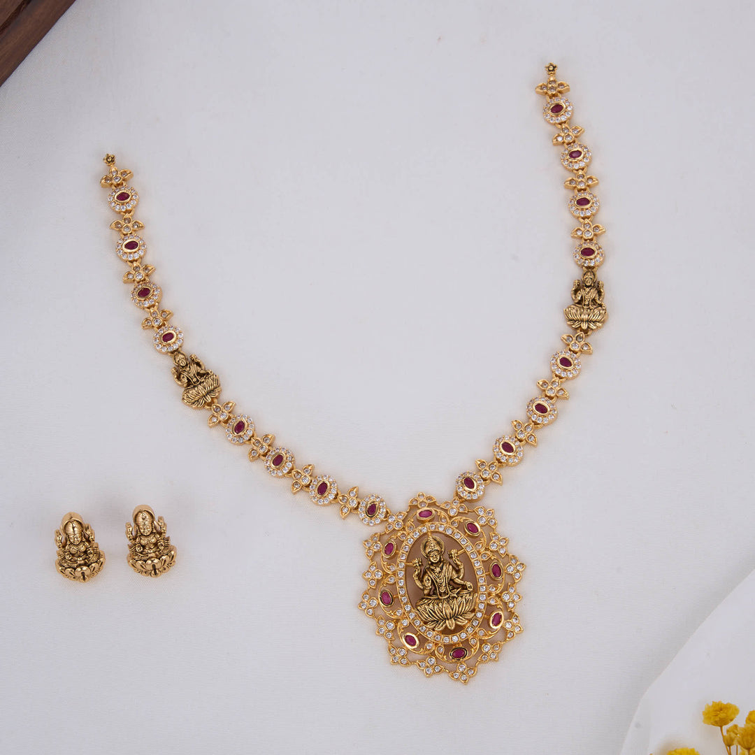 Beautiva Nagas Short Necklace Set