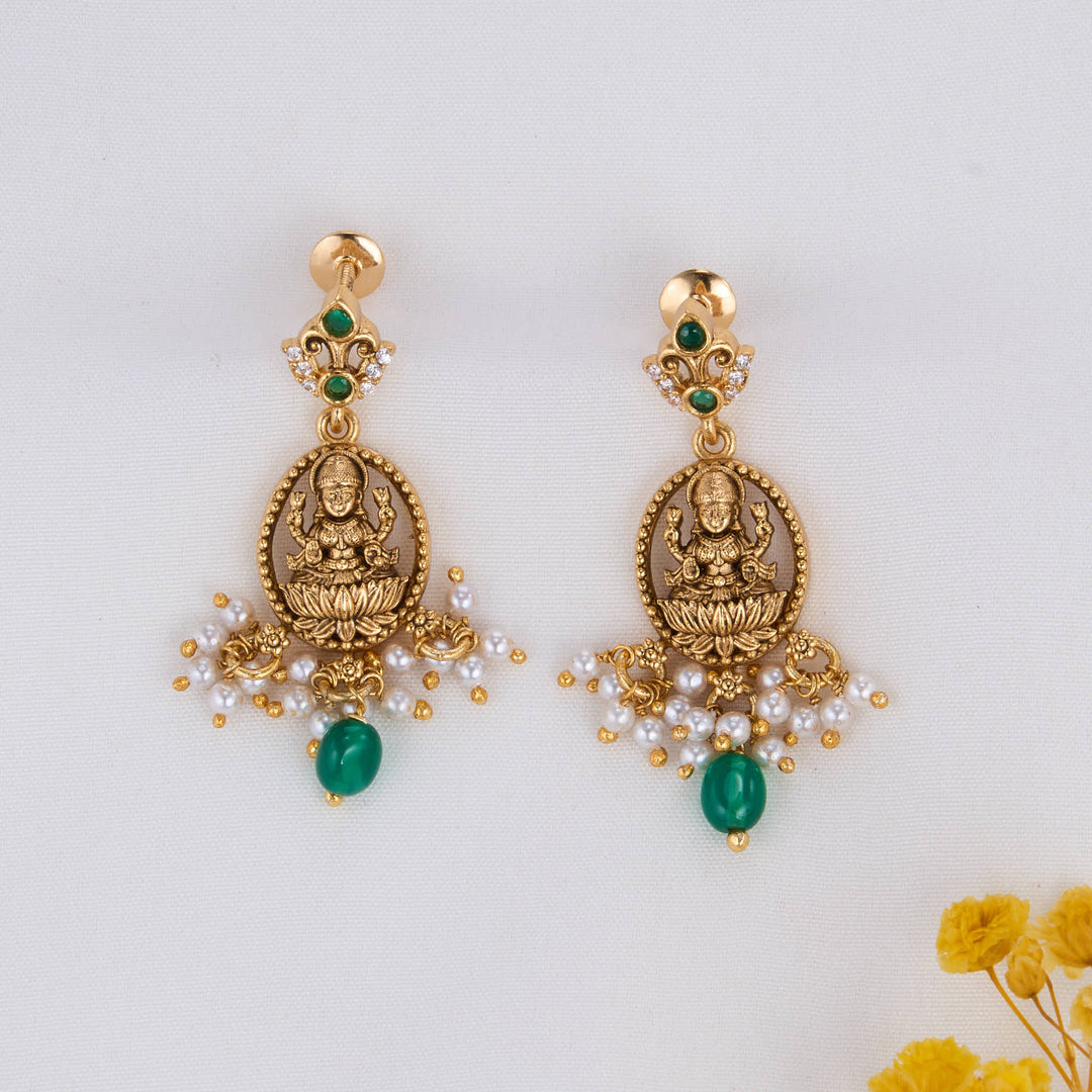 Asikaa Nagas Short Necklace Set
