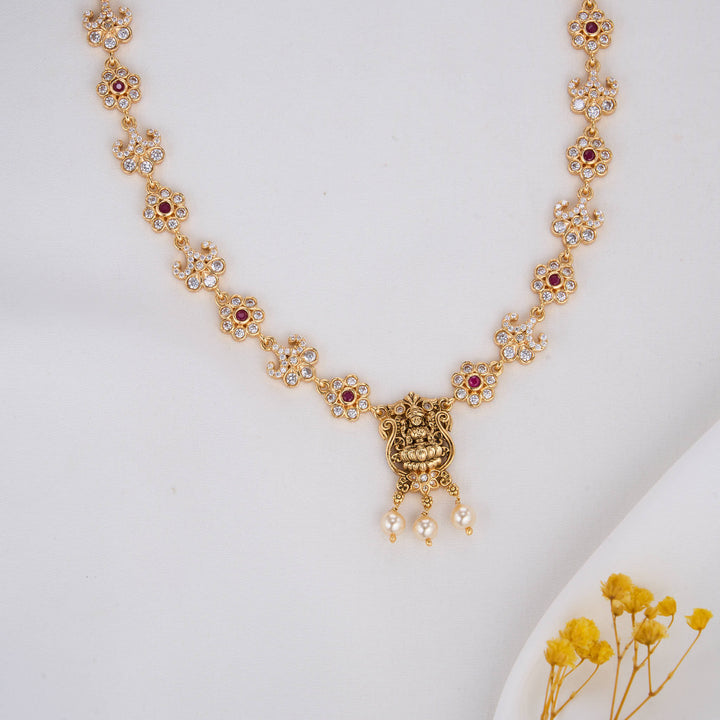 Enthikiya Nagas Short Necklace Set