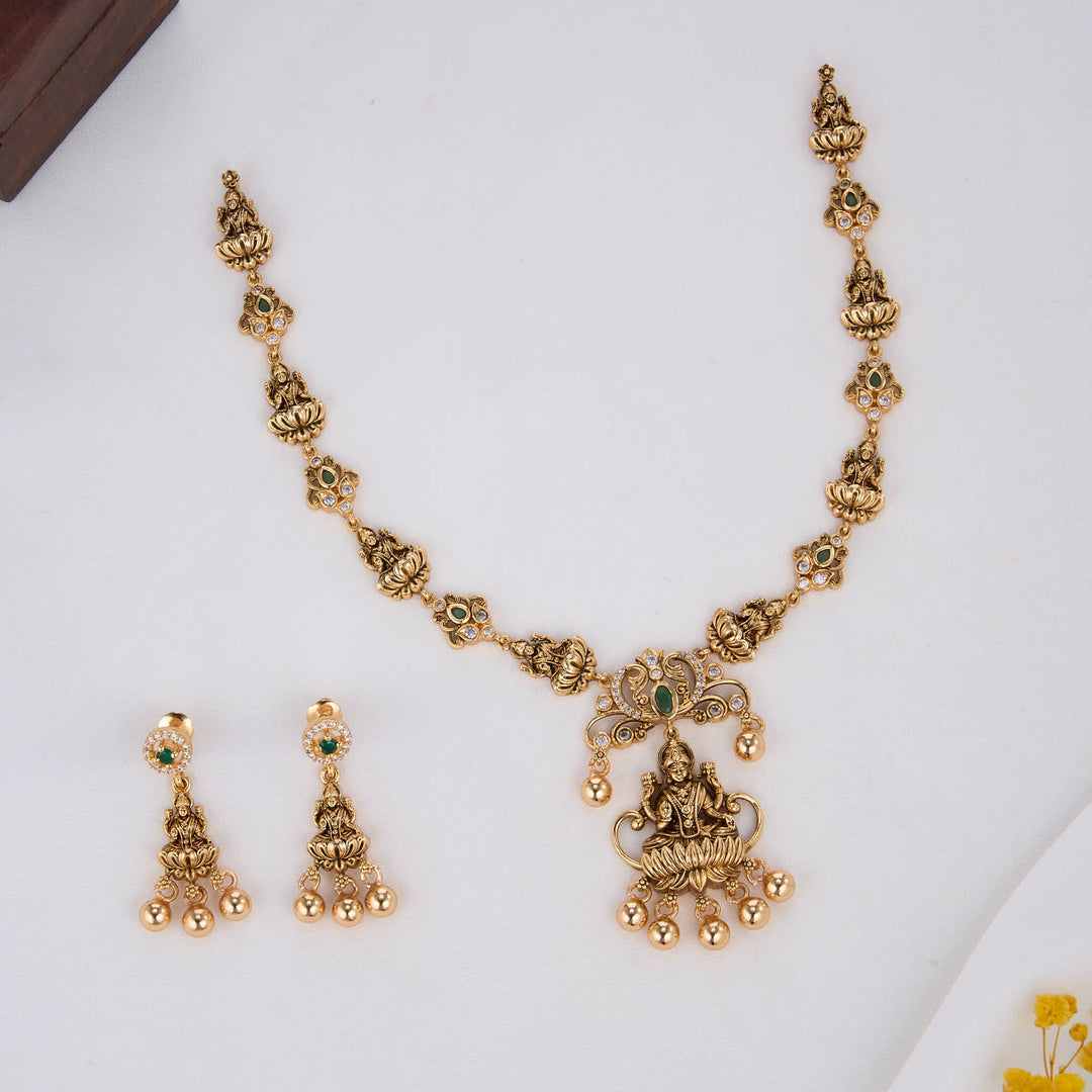 Devi Maatha Nagas Short Necklace Set