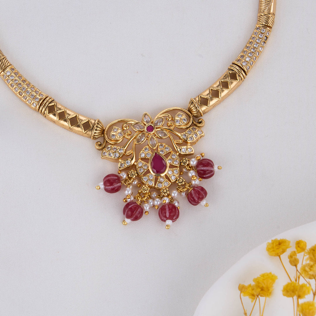 Majestique Stone Short Necklace Set