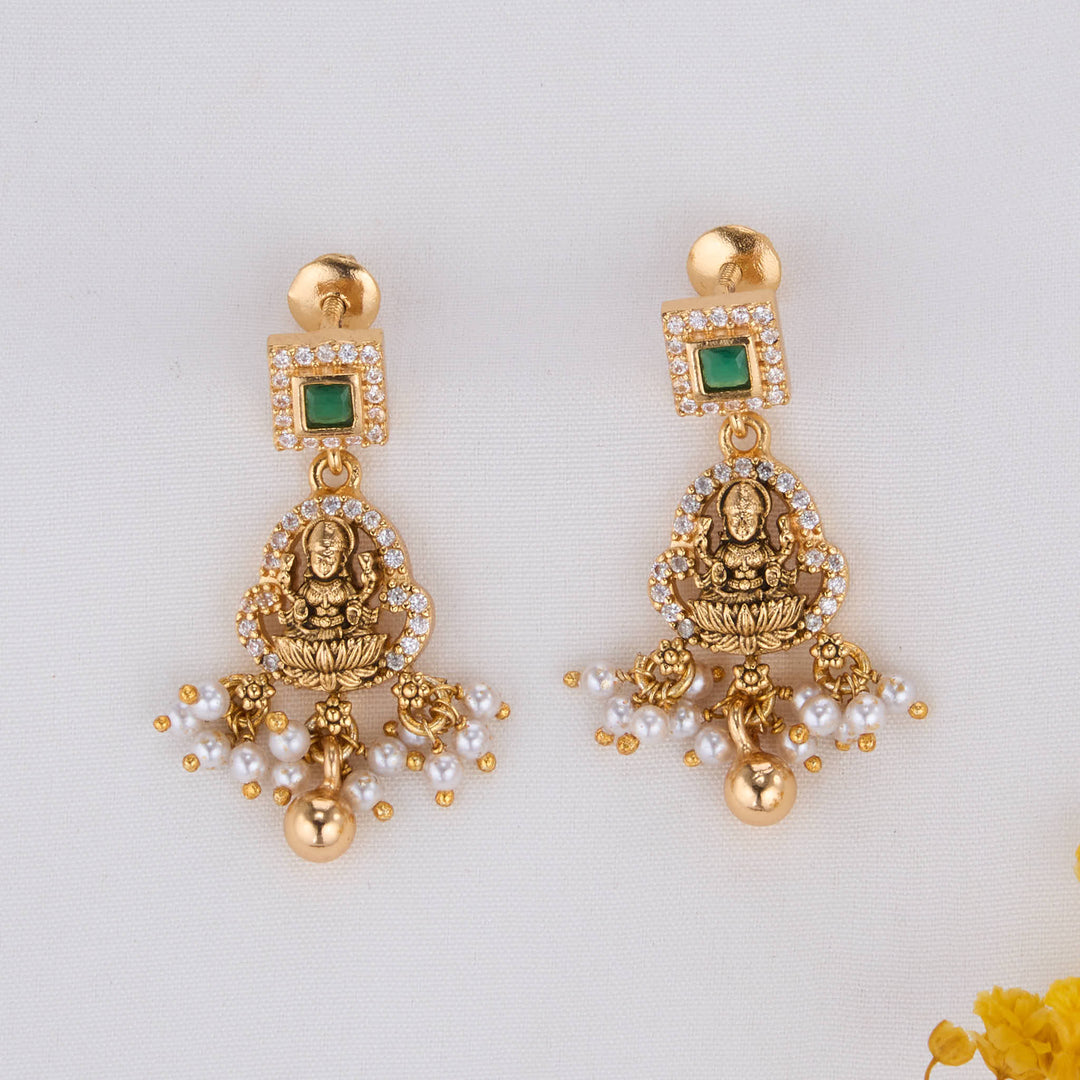 Lithikaa Nagas Short Necklace Set