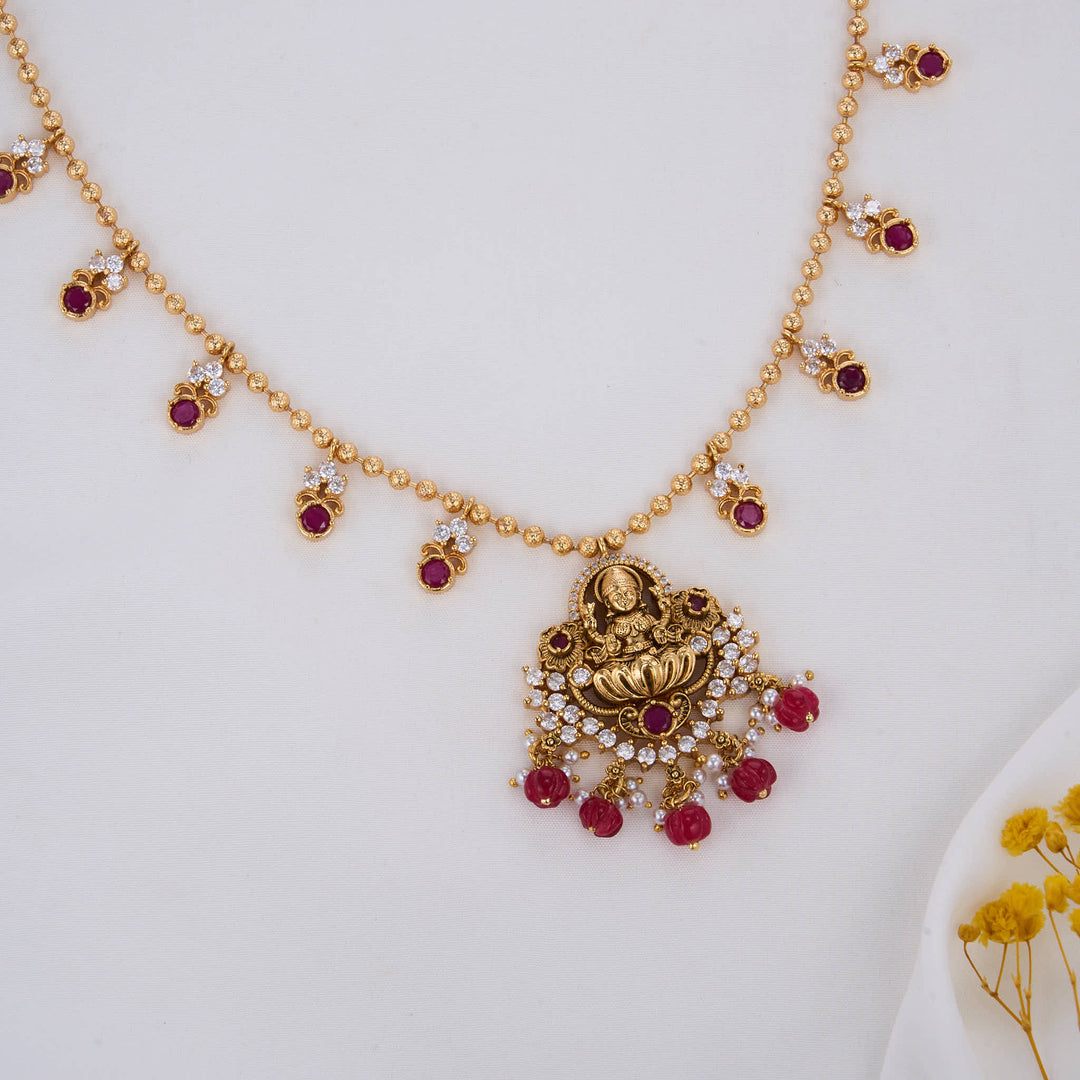Royal Bloom Nagas Short Necklace Set