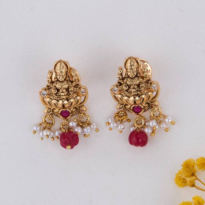 Royal Bloom Nagas Short Necklace Set