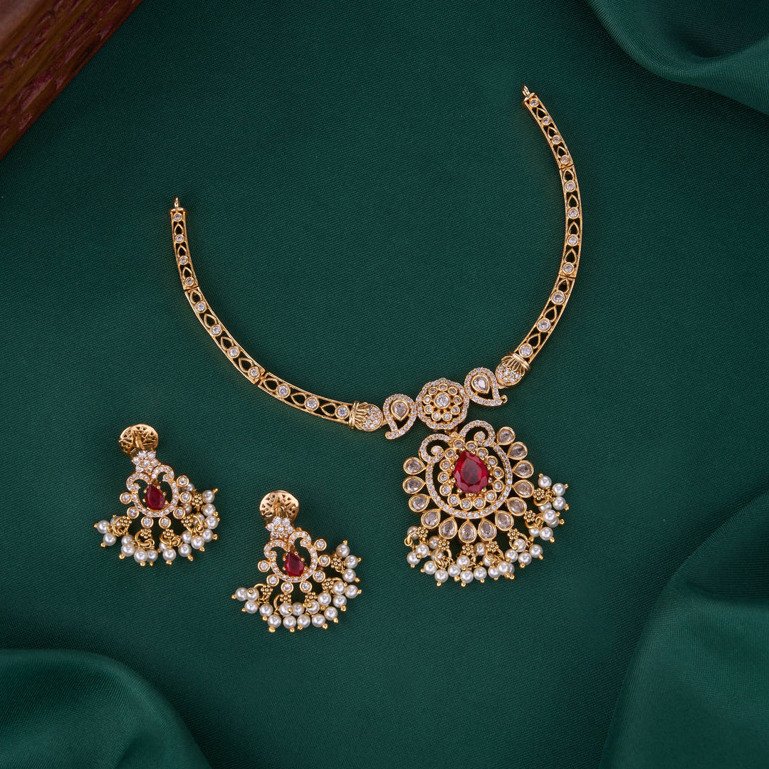 Shimmering Stone Short Necklace Set
