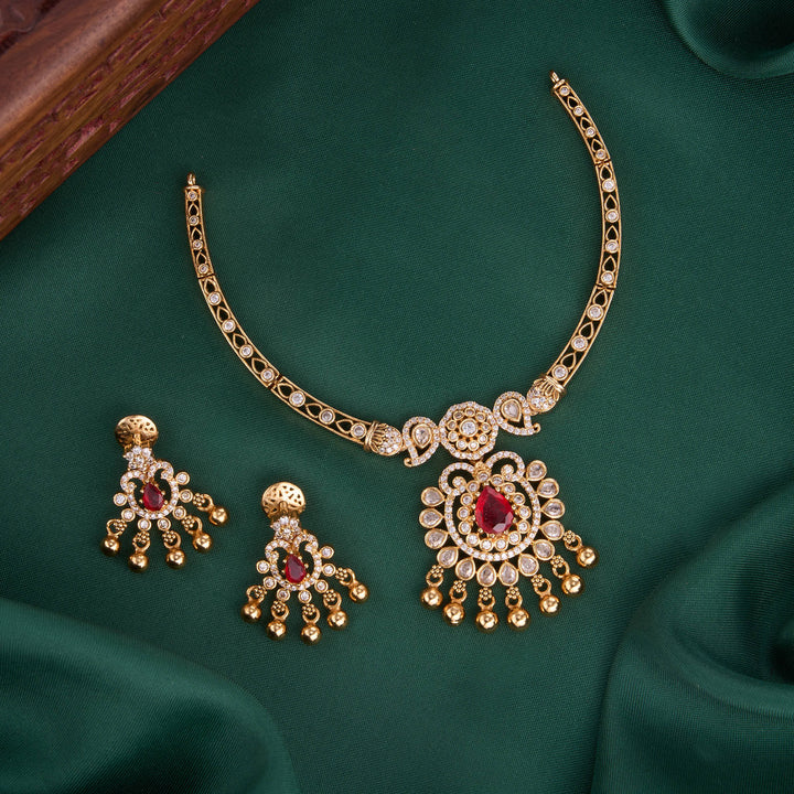 Sparkling Short Necklace Set