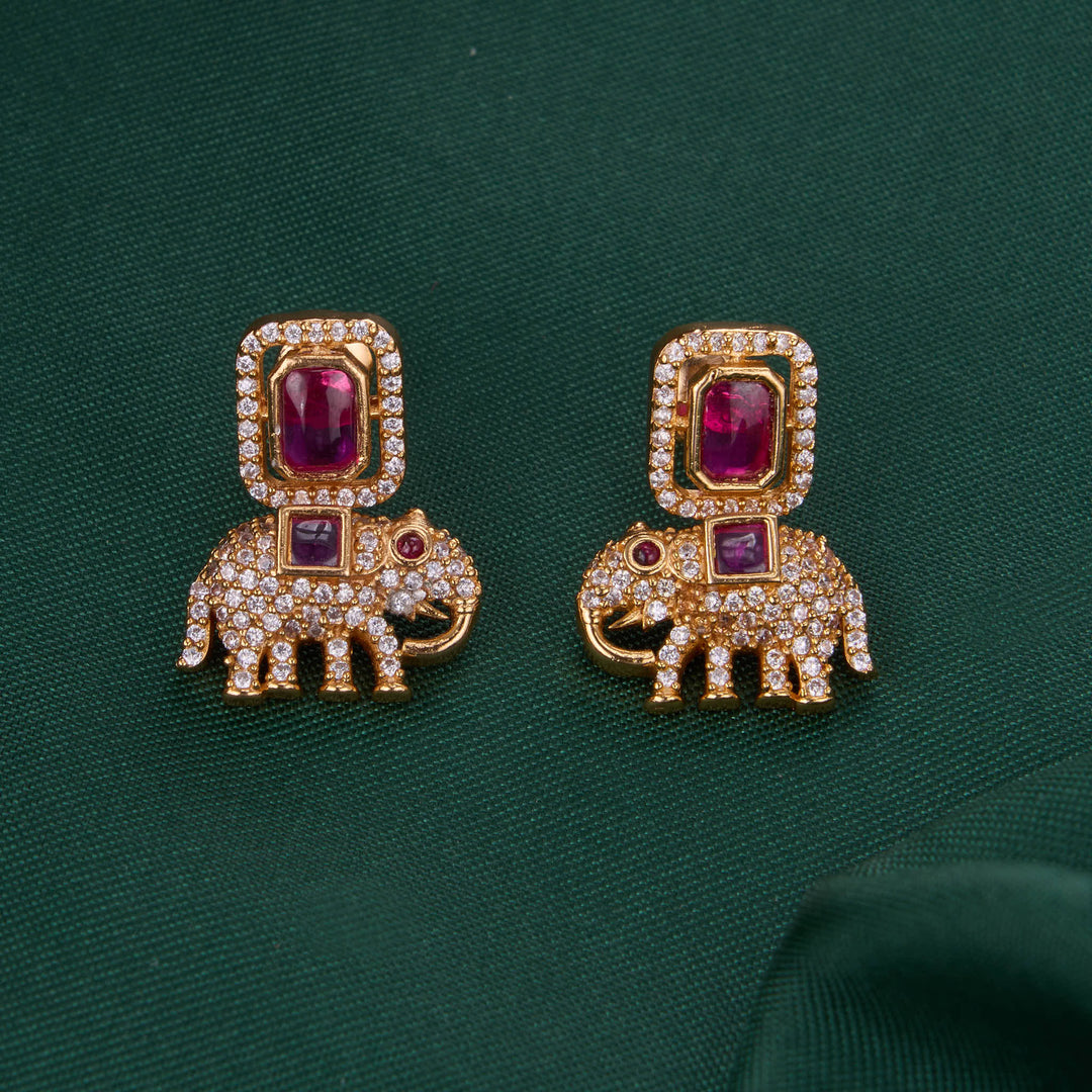 Elephant Design Short Necklace Set