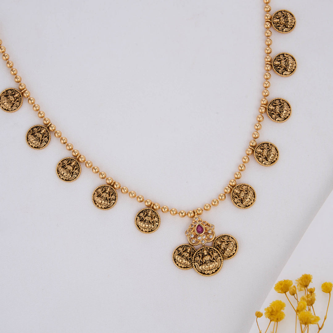 Captivating Nagas Short Necklace Set