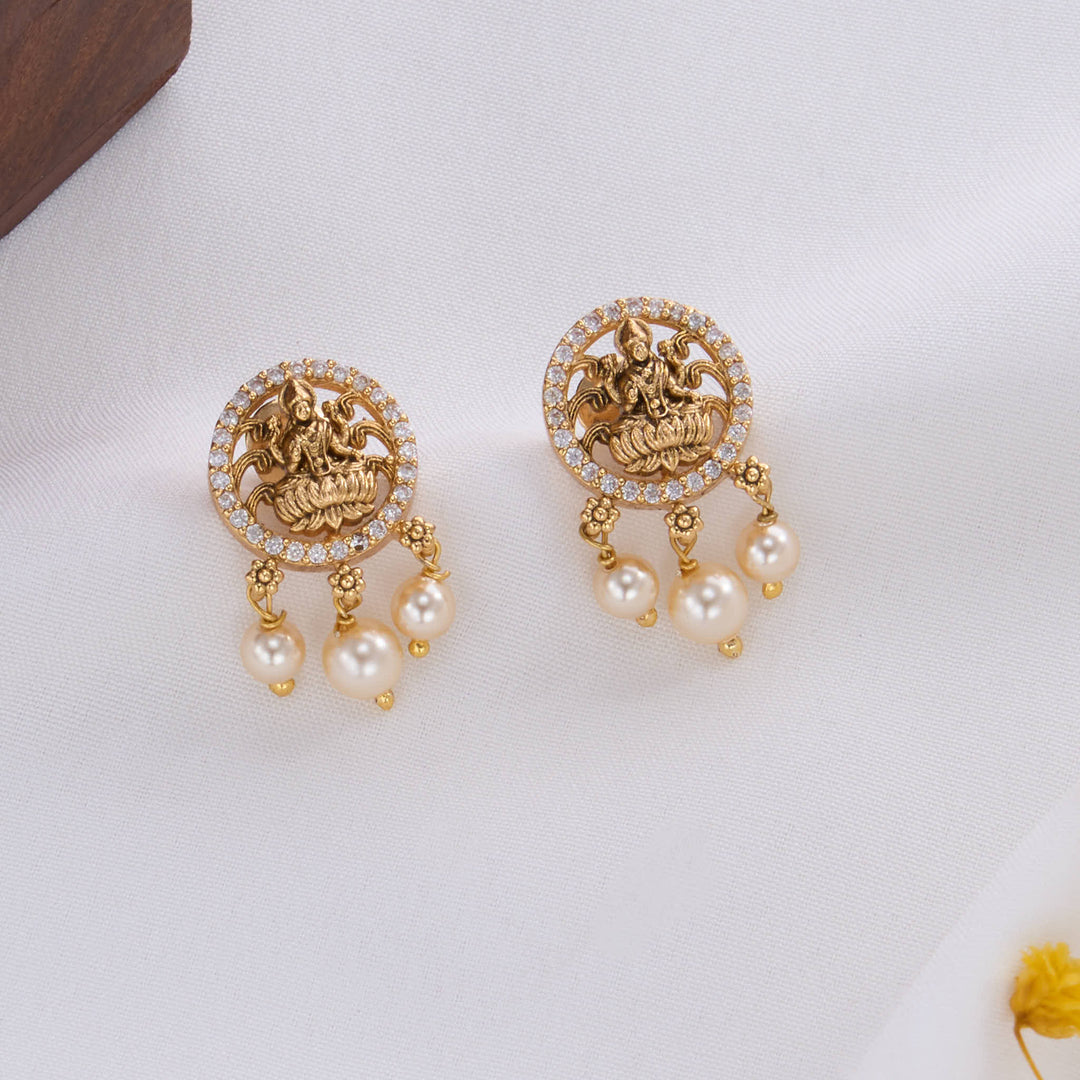 Livintha Nagas Short Necklace Set