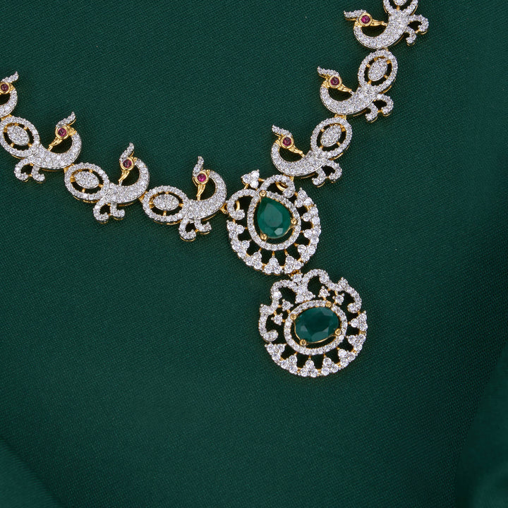 Inisha Avikam Short Necklace Set