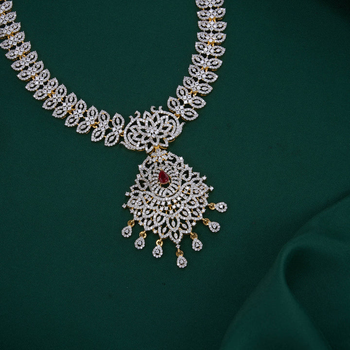 Elinika Short Necklace Set