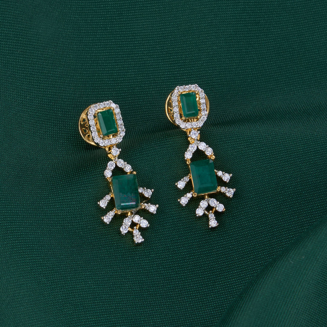 Yakitha Avikam Long Necklace Set