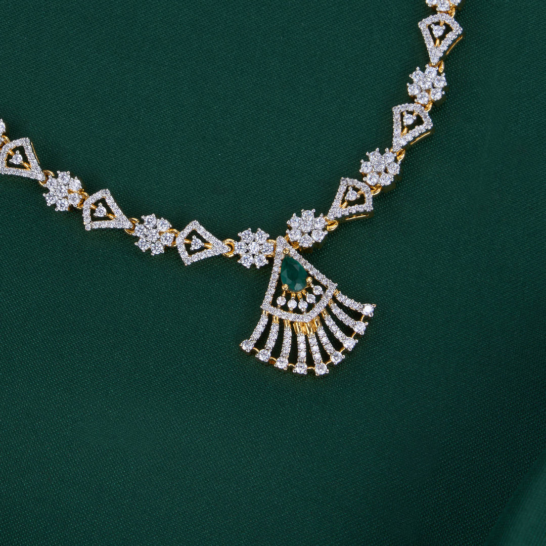Glowing Avikam Short Necklace Set