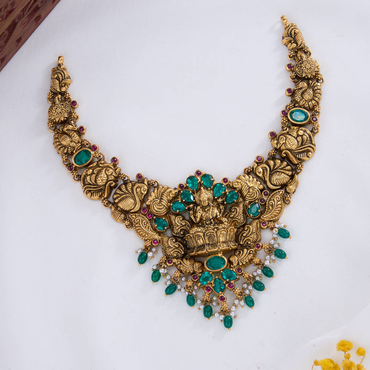 Luxurious Nagas Short Necklace