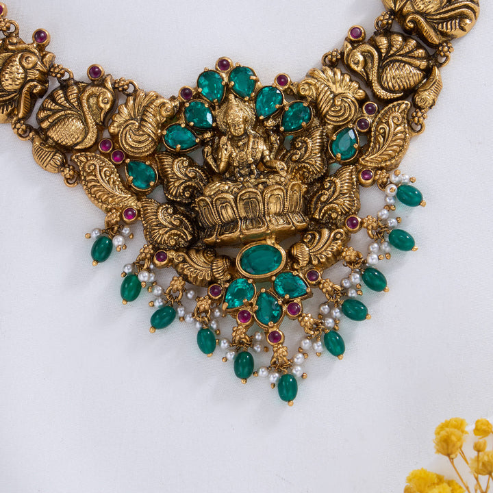 Luxurious Nagas Short Necklace