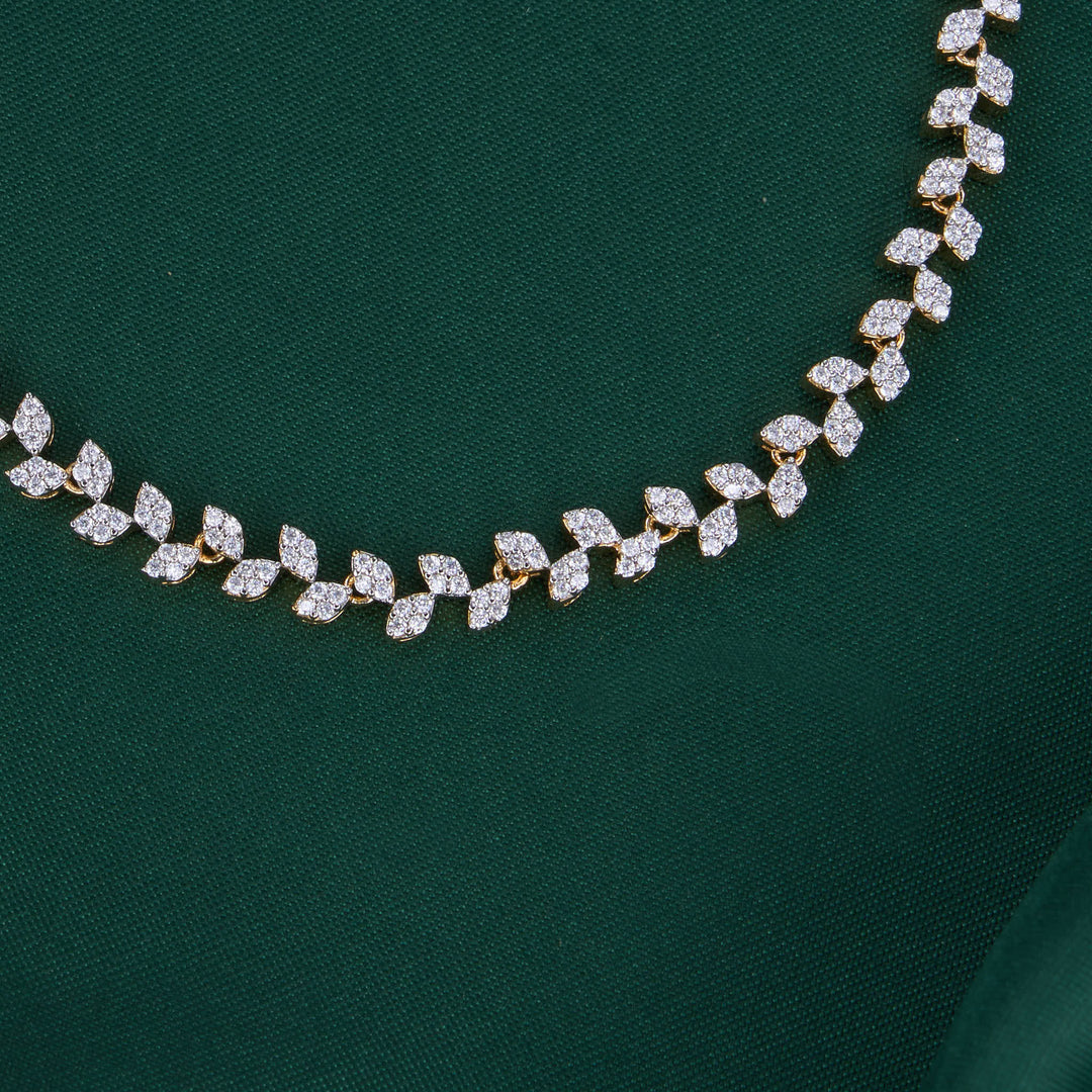 Fabulous Avikam Short Necklace Set