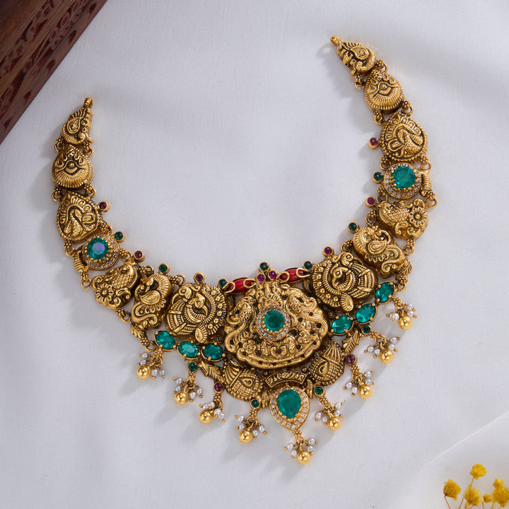 Luxurious Nagas Short Necklace