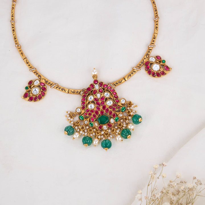 Dhananya Kundan Short Necklace