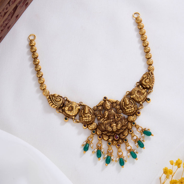 Timeless Grace Short Necklace