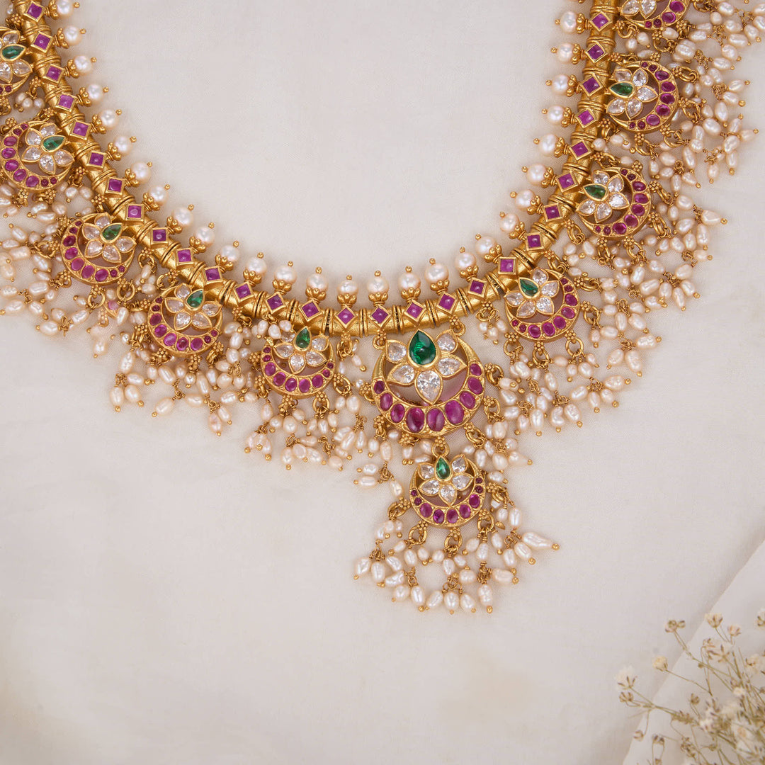 Dhivinka Guttapusalu Necklace