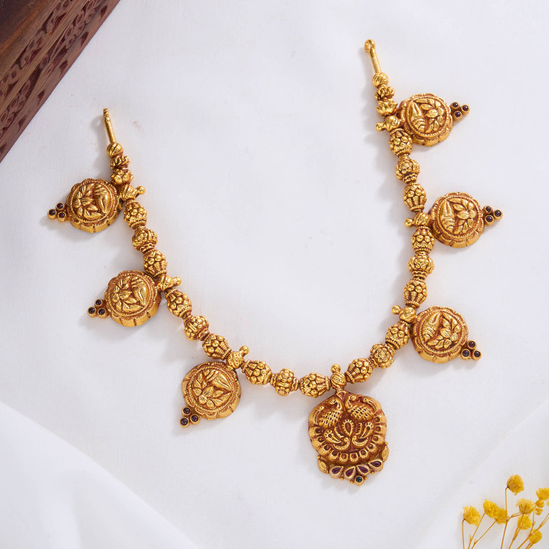 Dhivinkha Nagas Short Necklace