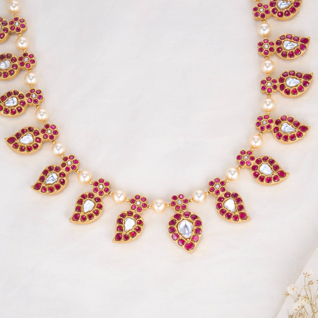 Dharshikha Reversible Short Necklace