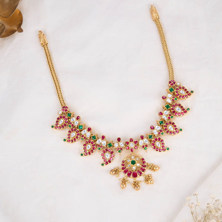 Stunning Kundan Short Necklace